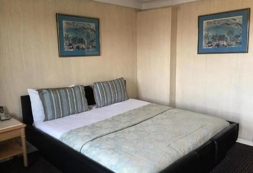 اتاق استاندارد با تخت بزرگ, Mayflower Motel