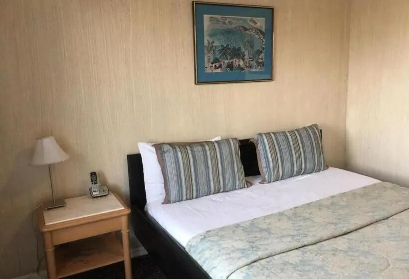 اتاق استاندارد با تخت بزرگ, Mayflower Motel