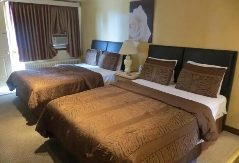 اتاق استاندارد, Mayflower Motel