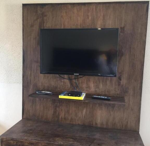 غرفة إقتصادية, Mayflower Motel