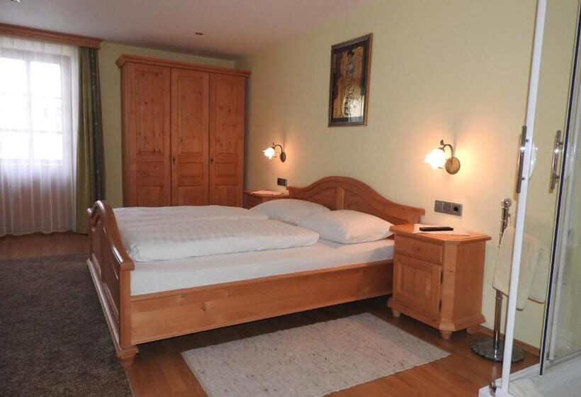 Номер Стандарт, Gästehaus Taner