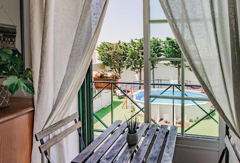 חדר סטנדרט, In My House Baleal