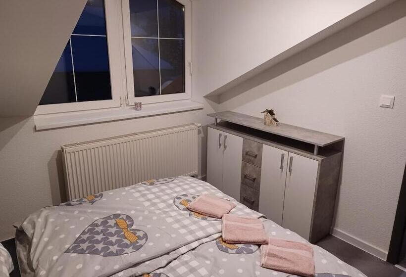 Апартаменты 2 Спальни, Penzion Za Vodou