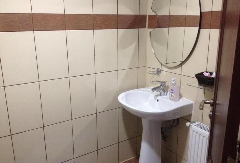 Апартаменты 1 Спальня, Rosenville