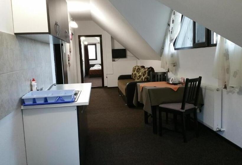 Студио Стандарт с Балконом, Rosenville