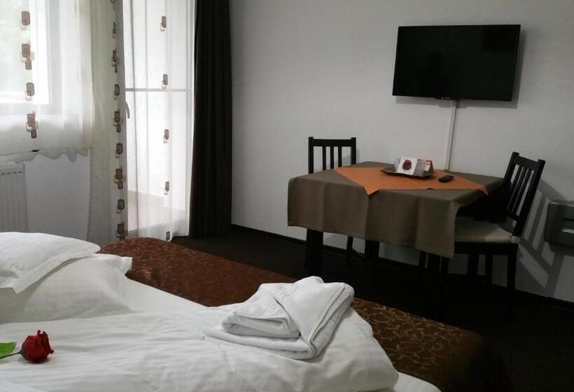 Номер Стандарт, Rosenville