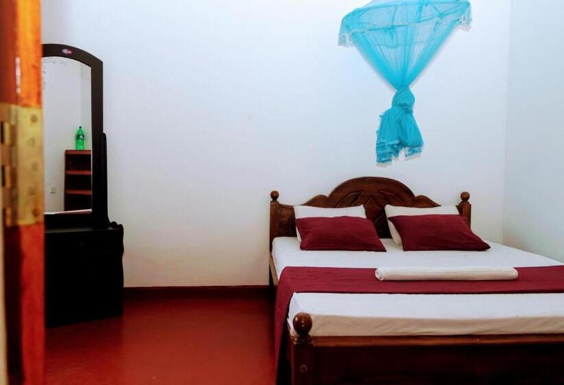 スタンダードルーム, Wayside Mirissa