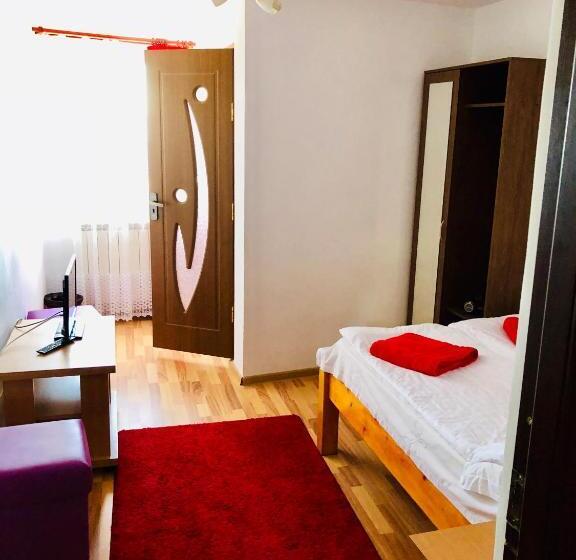 Номер Стандарт, Pensiunea White House