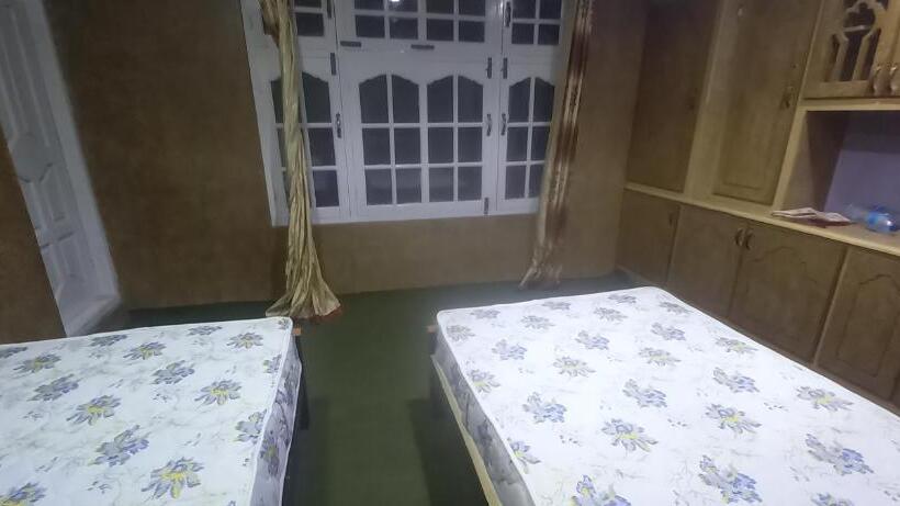 اتاق اکونومی یک تخته, Apricot Spring Resort