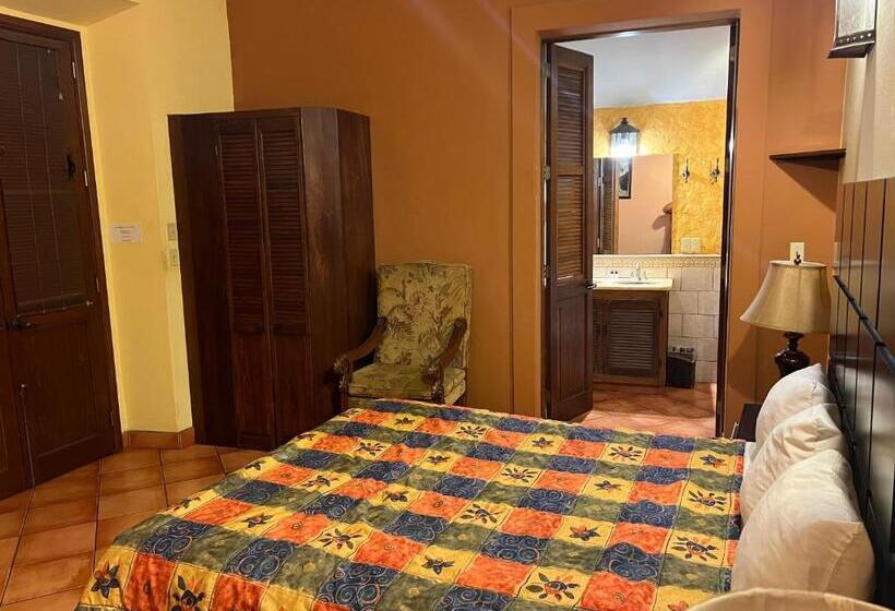 اتاق استاندارد, Alebrijes