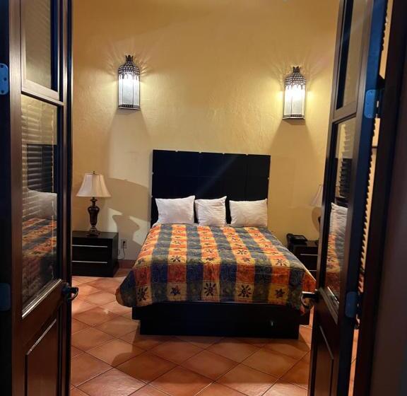 اتاق استاندارد, Alebrijes