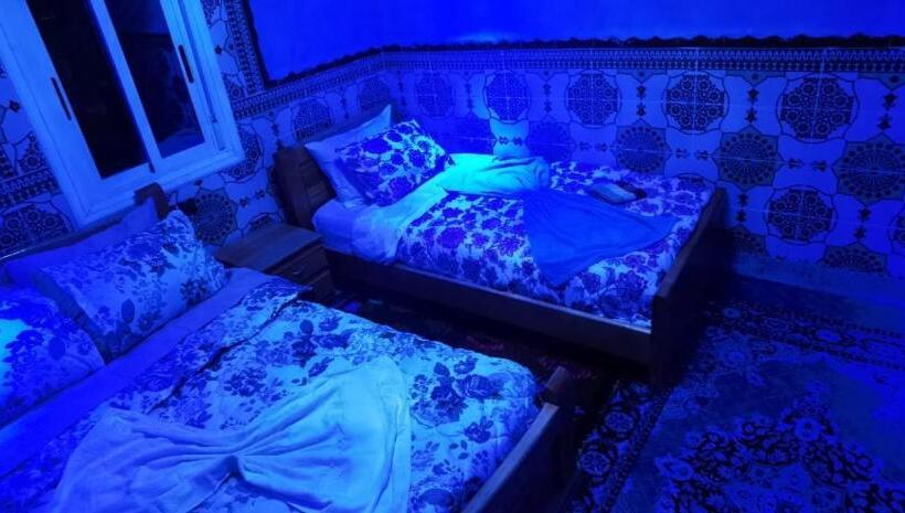 اتاق استاندارد سه نفره, Auberge Cascade