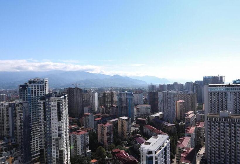 سوییت خانوادگی, Orbi City Hotel Batumi