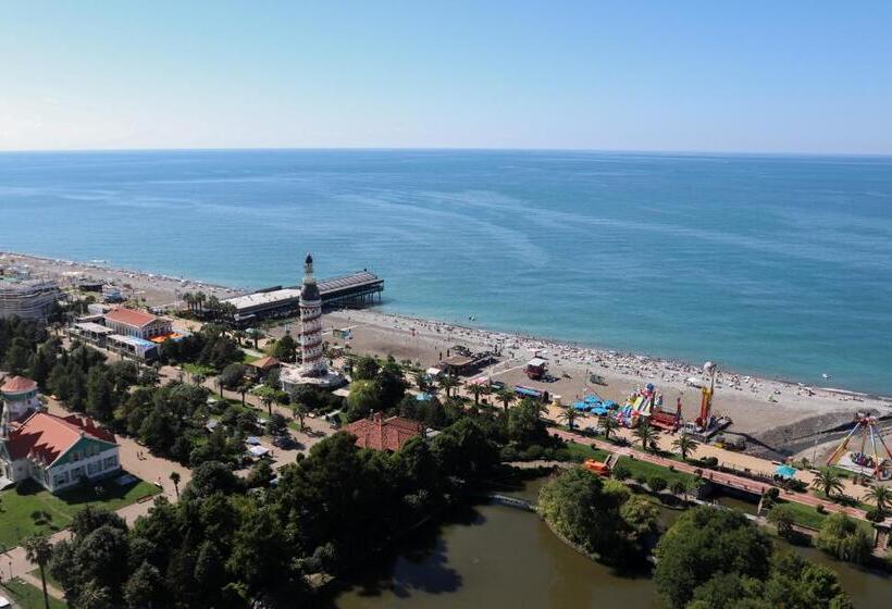سوییت خانوادگی, Orbi City Hotel Batumi