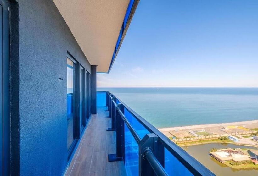 سوییت خانوادگی, Orbi City Hotel Batumi