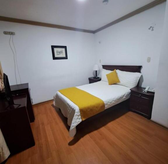 수피리어 싱글 룸, Coronel