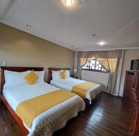 Family Suite, Coronel