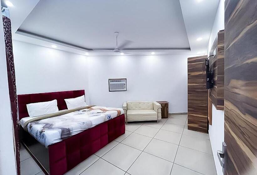 디럭스 룸, Js Garden   Near Jaypee Hospital