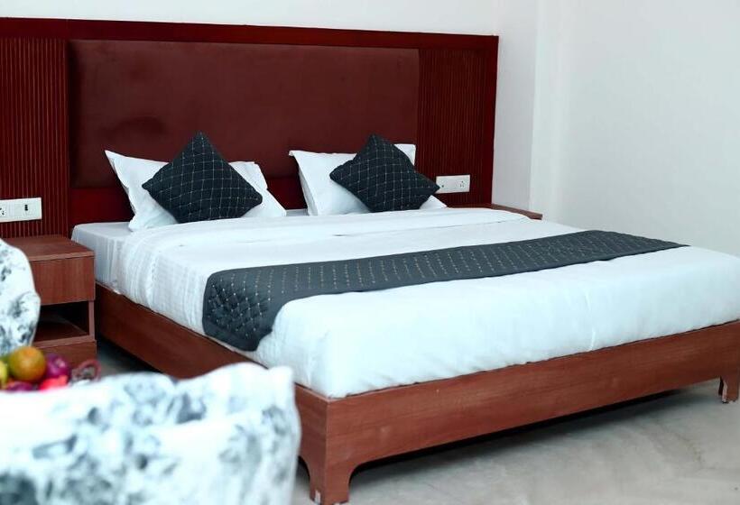 سوئیت با بالکن, Lyf Corporate Suites Noida Sector 19