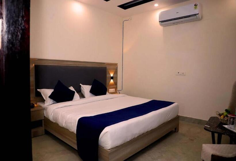 اتاق لوکس, Lyf Corporate Suites Noida Sector 19