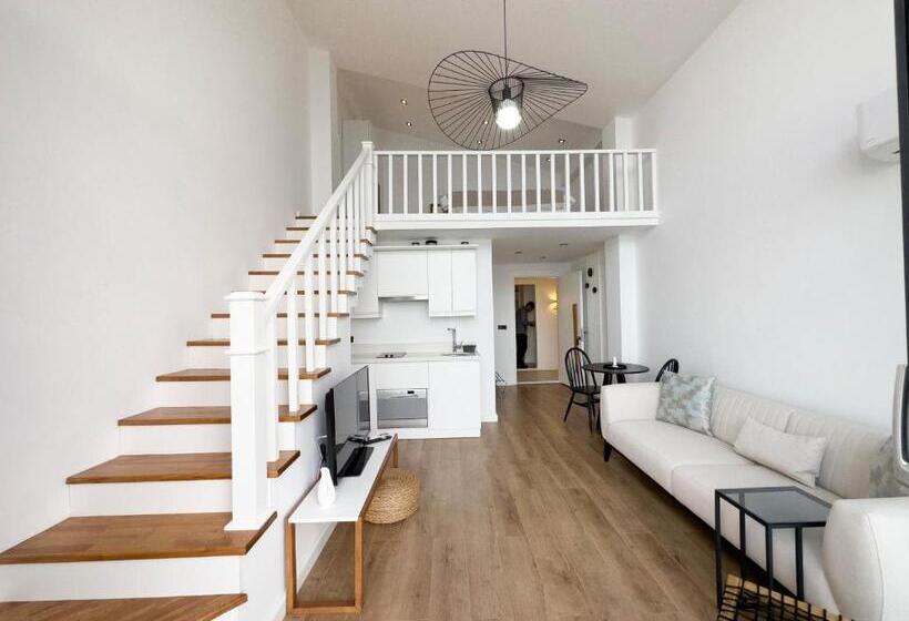 スタンダードトリプルルーム, Mehmetbey çaka