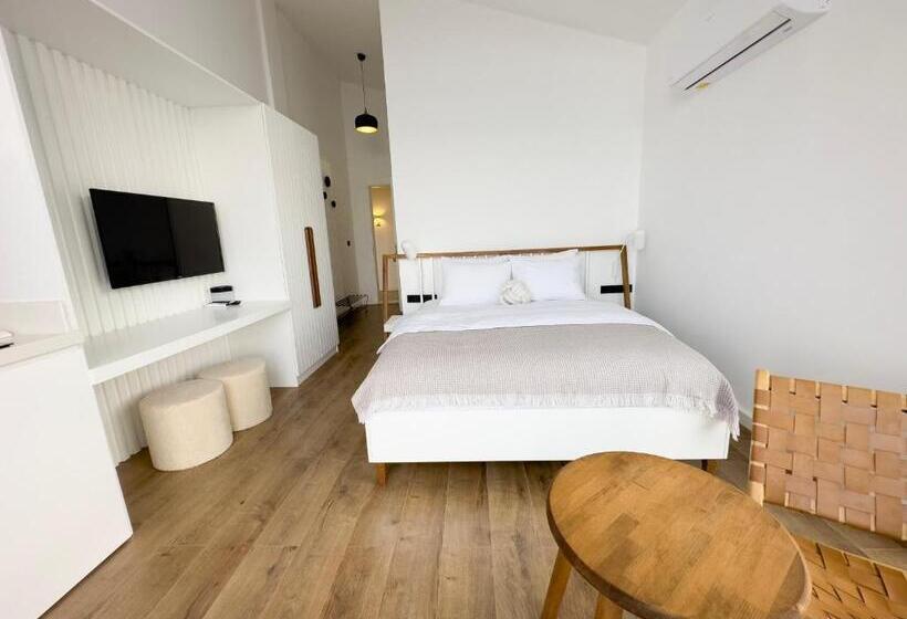 スタンダードルーム, Mehmetbey çaka