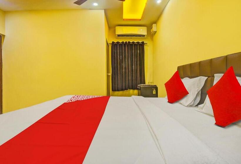 트리플 클래식 룸, Oyo Flagship Peppy Guest House