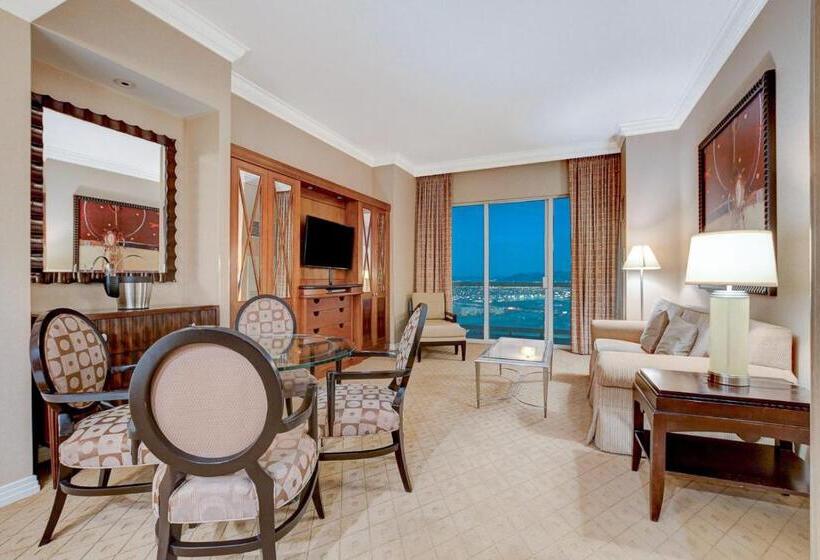 带阳台套房, 29th Ph Mgm Signature Suite With A Massive Balcony