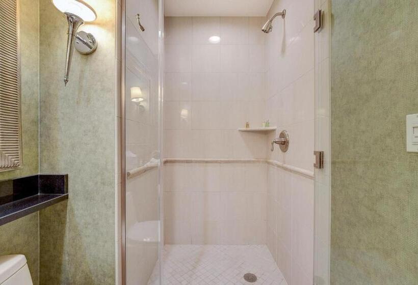 سوئیت با بالکن, 29th Ph Mgm Signature Suite With A Massive Balcony