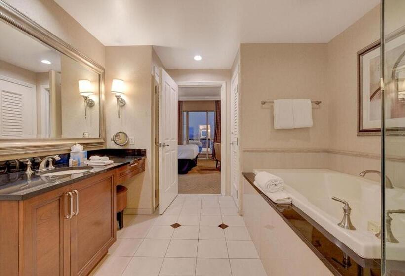 带阳台套房, 29th Ph Mgm Signature Suite With A Massive Balcony