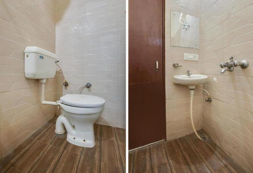 트리플 클래식 룸, Oyo Hotel Rest Inn   78