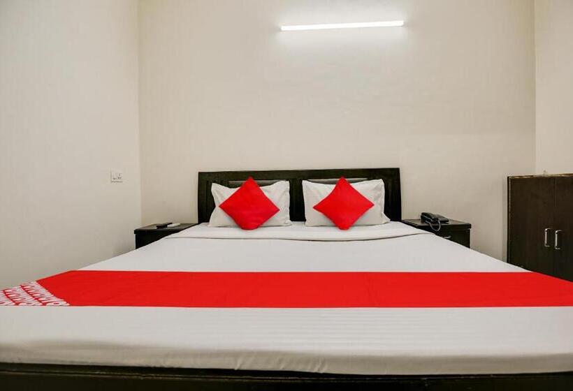اتاق کلاسیک سه تخته, Oyo Hotel Rest Inn   78