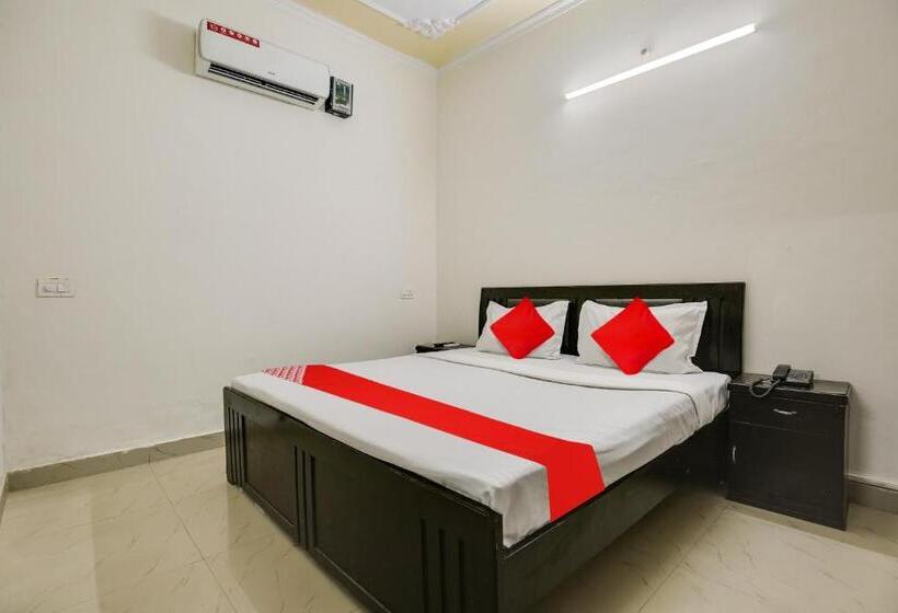 트리플 클래식 룸, Oyo Hotel Rest Inn   78