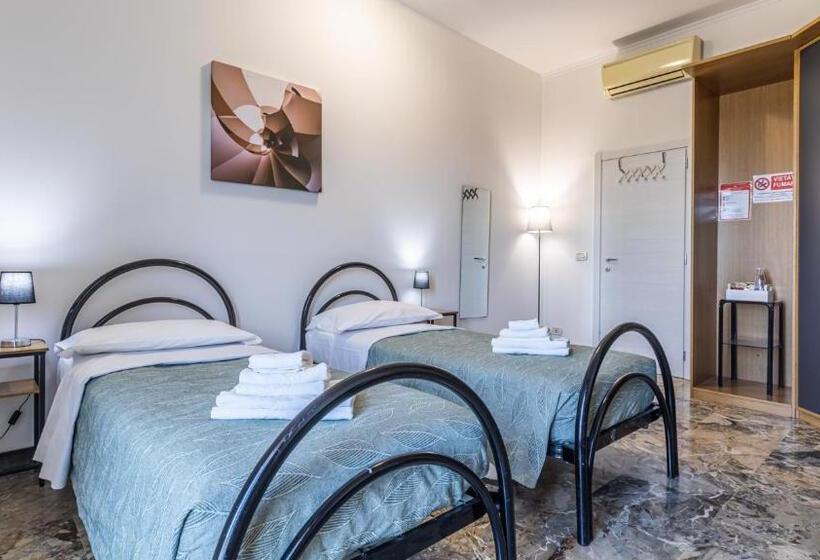 اتاق استاندارد با سرویس بهداشتی مشترک, Grand Central By Alloro Su Treno Affitti Brevi Italia