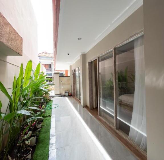 Habitació Superior, The Jimbaran Five