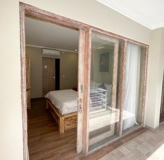 Habitació Superior, The Jimbaran Five