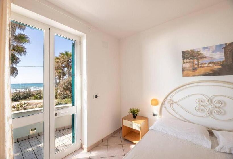 דירת חדר נוף לים, Residence Oasi Sul Mare