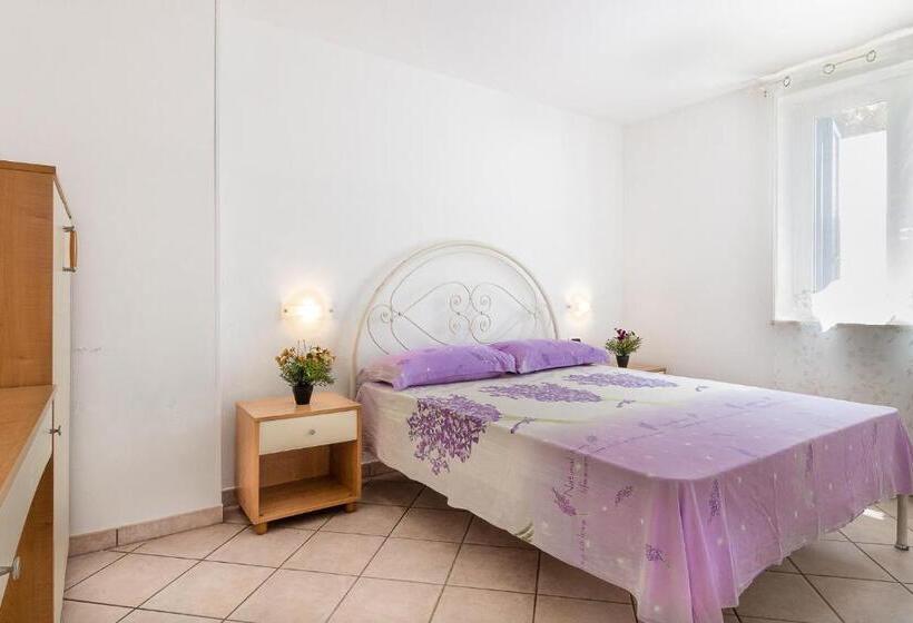 דירת שלושה חדרים, Residence Oasi Sul Mare