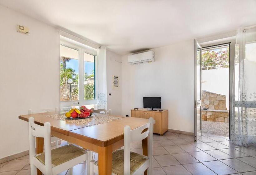 דירת שלושה חדרים, Residence Oasi Sul Mare