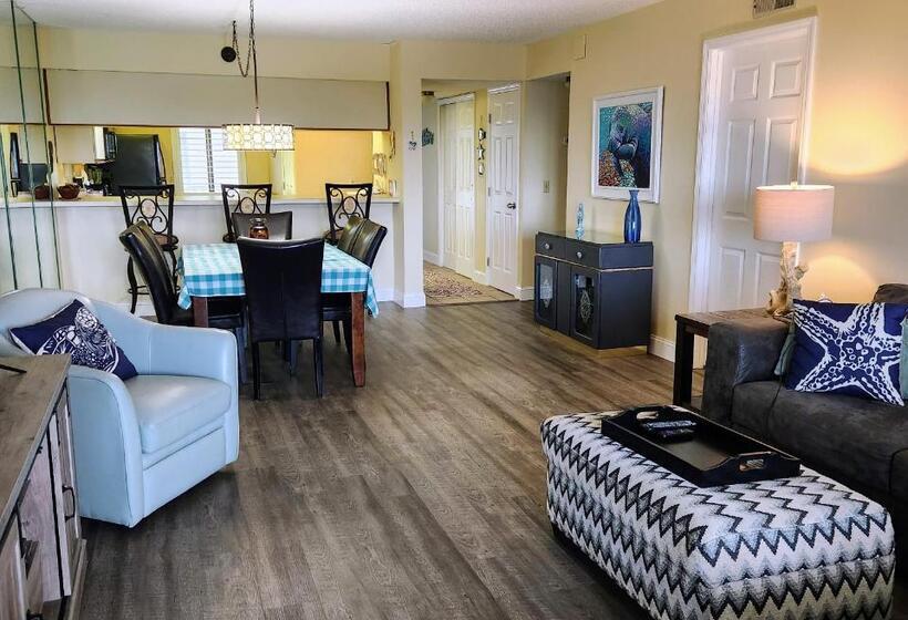 Apartamento 1 Dormitório Vista Mar, Sandcastles Condominium Complex