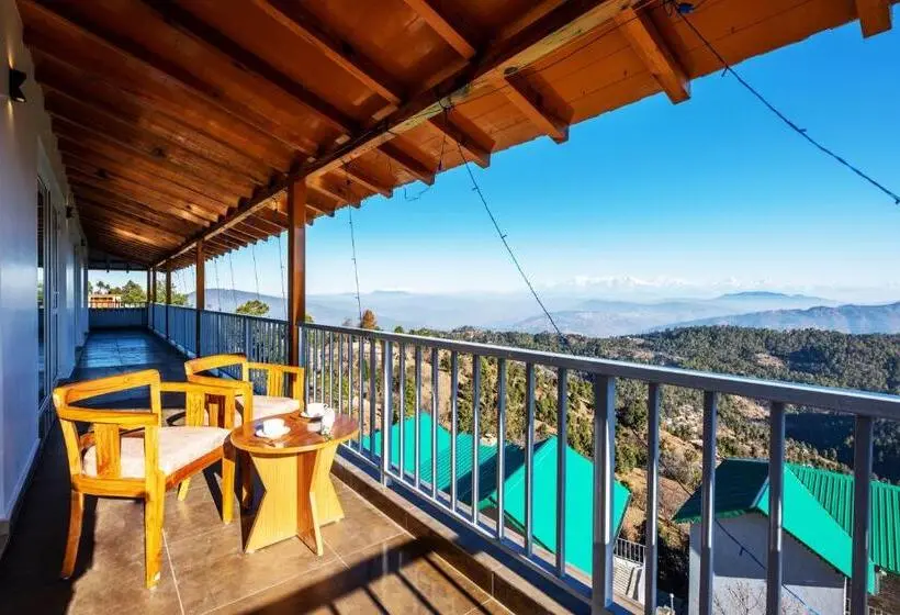 マウンテンビュースタンダードルーム, Shree Parijat Resort At Mukteshwar Hill Station With Himalayan View