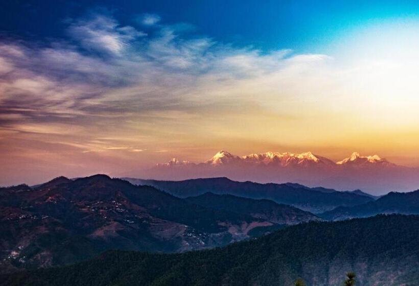Suíte Vista Montanha, Shree Parijat Resort At Mukteshwar Hill Station With Himalayan View