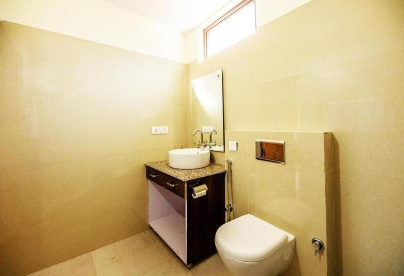 Suíte Presidencial, Shree Parijat Resort At Mukteshwar Hill Station With Himalayan View