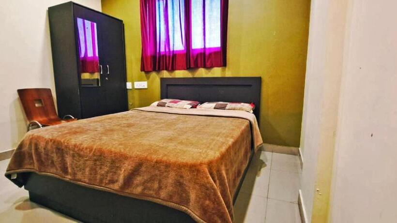 Номер Стандарт, Town Gate