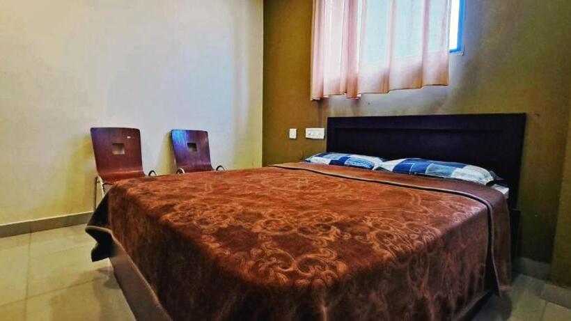 Номер Стандарт, Town Gate