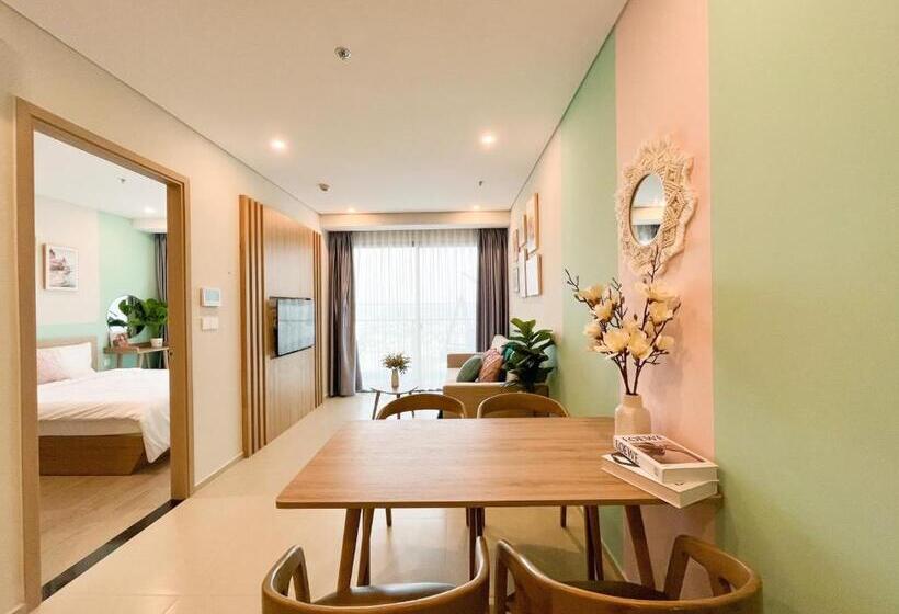 آپارتمان 2 خوابه, The Song Luxury Apartment By Lisa House