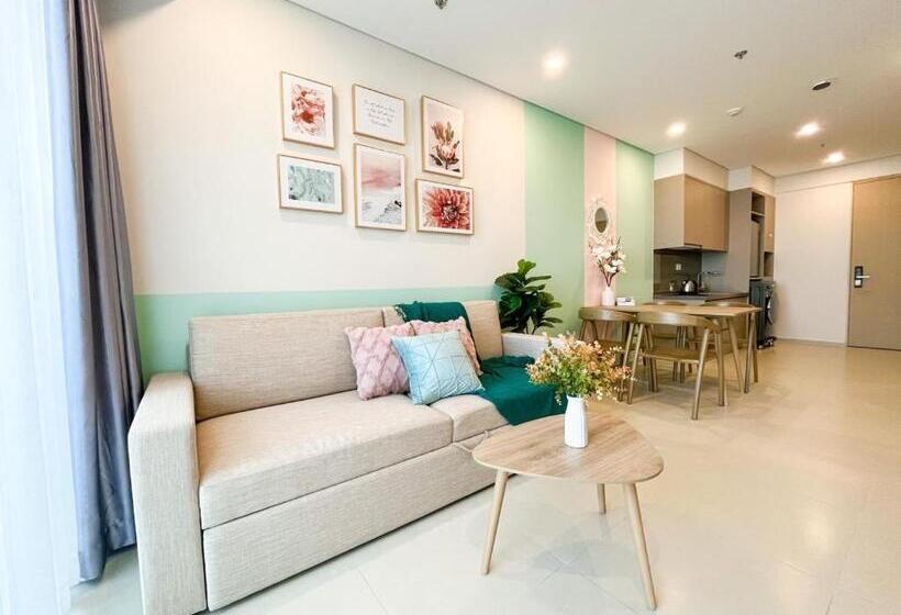 آپارتمان 2 خوابه, The Song Luxury Apartment By Lisa House