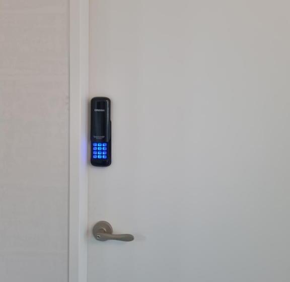 Cameră Economică, Sinami