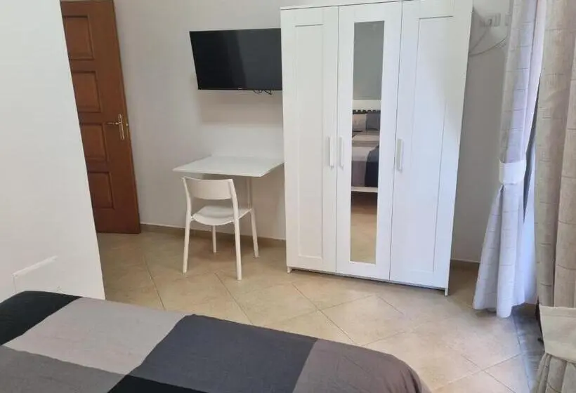 اتاق لوکس, B&b Estia Domus