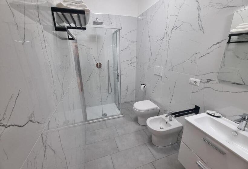 اتاق لوکس, B&b Estia Domus
